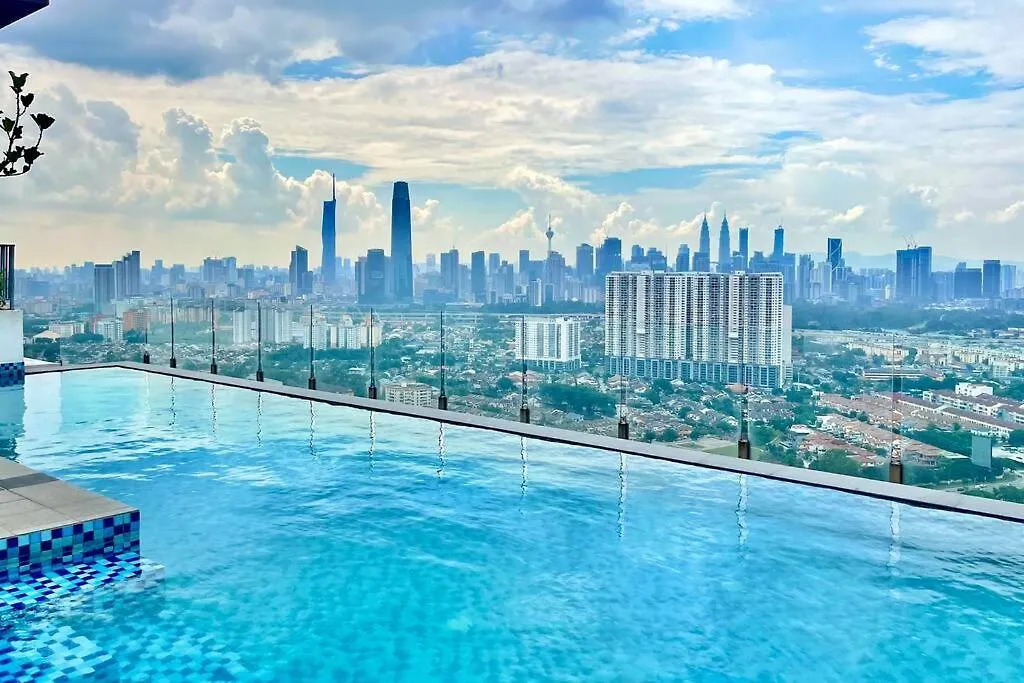 Axis Crown Residence Near Klcc Kuala Lumpur